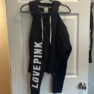 Pink short and cropped sweater set